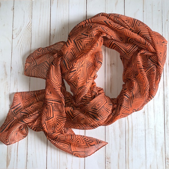 Accessories - Woman’s orange and blue scarf